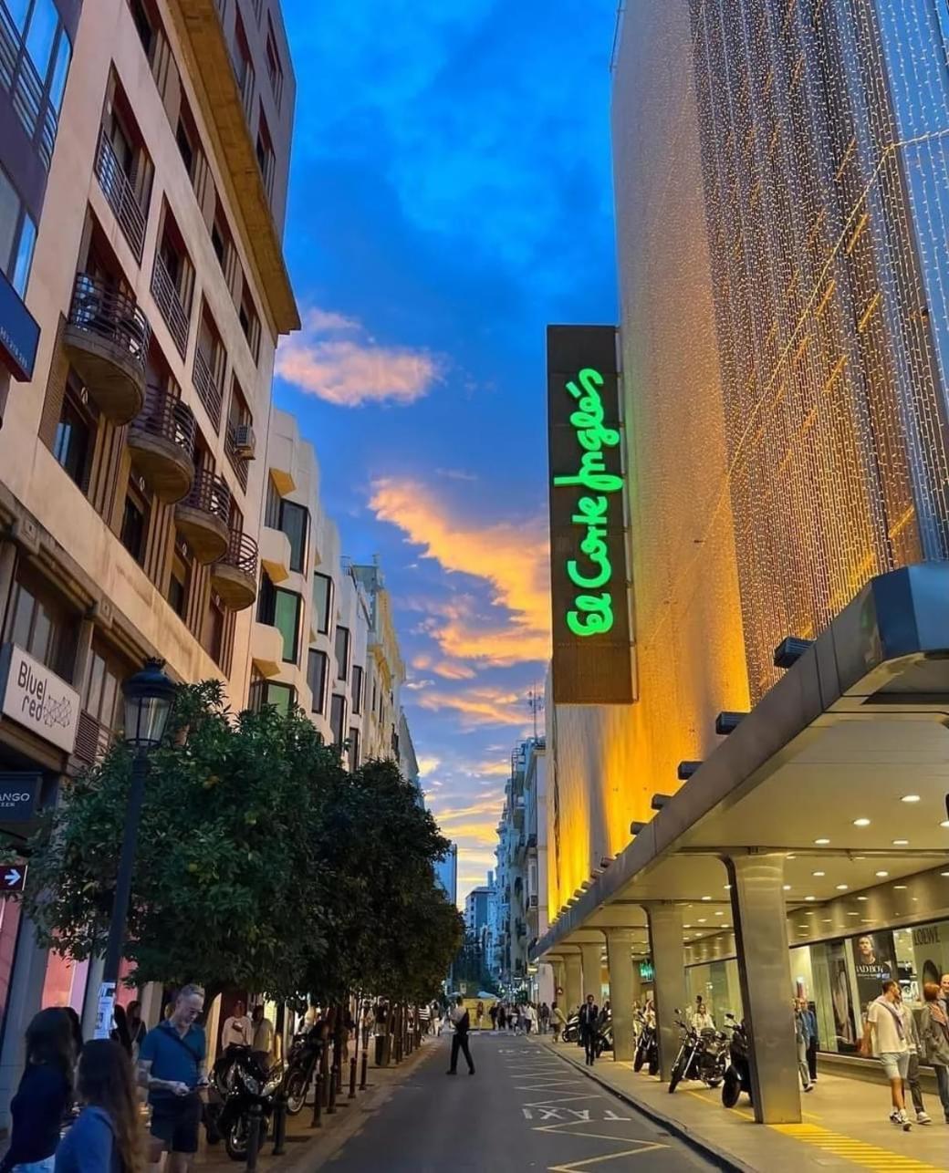 Mirador 1 Del Mercado Central - Habitacion Con Bano Privado En El Centro De La Ciudad Vella Valencia Exterior foto
